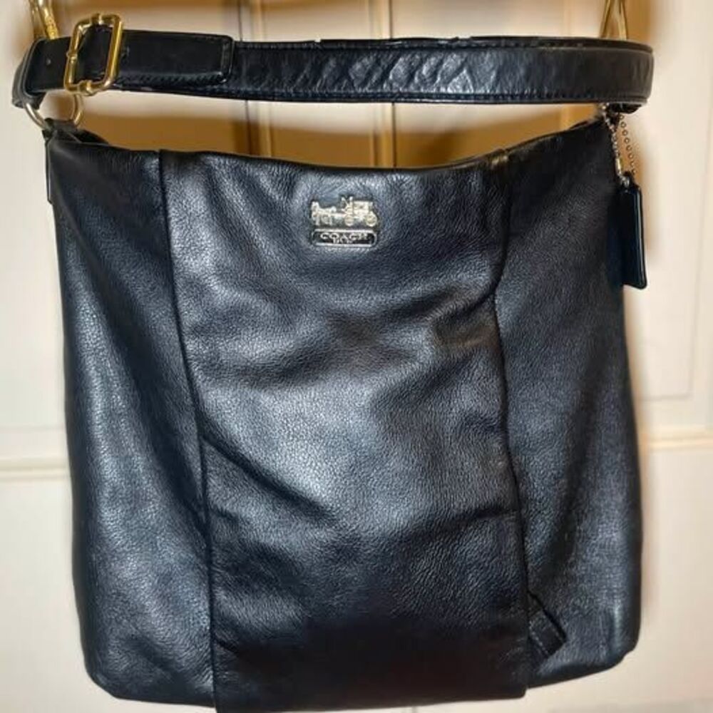 COACH Madison Isabelle Black Leather Bag #21224 - Clean / VGC